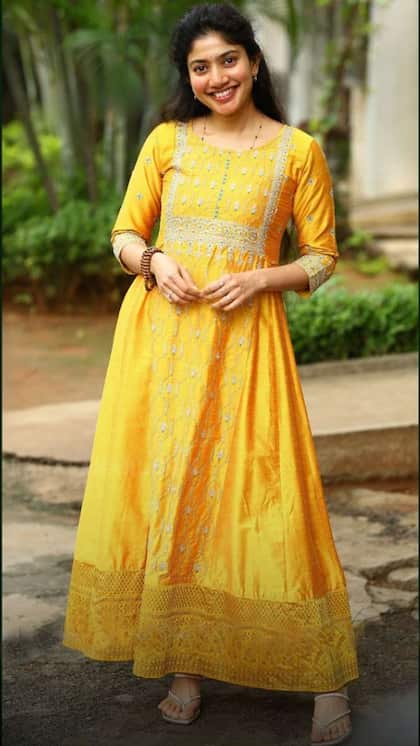 Zari Work Simple Kurta Kolhapuri Chappal