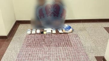two pakistanis arrested in oman for drugs smuggling two pakistanis arrested in oman for drugs smuggling