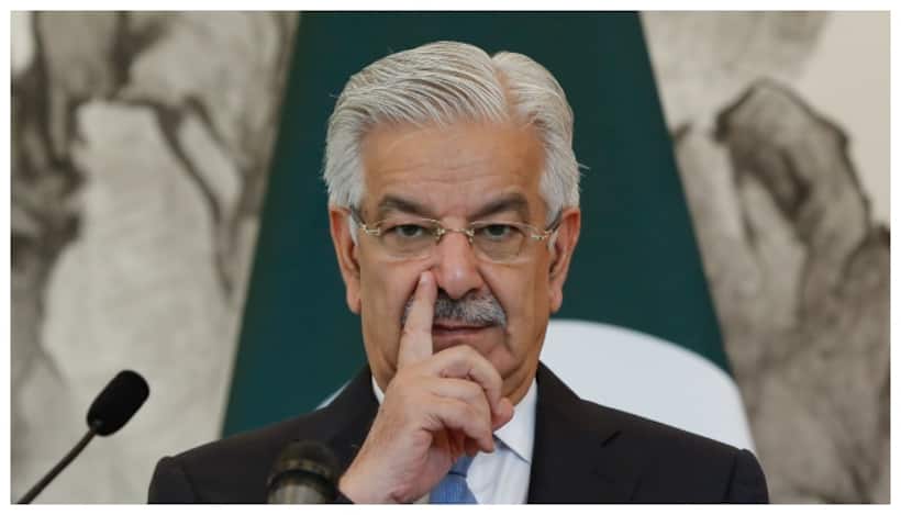 Pakistan: పాక్ రక్షణ మంత్రిని తీసిపారేయండి..సోషల్ మీడియాలో వెల్లువెత్తుతున్న డిమాండ్లు