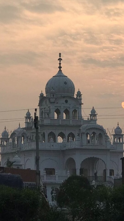 ప్రపంచంలోనే ఎత్తైన విగ్రహం ఇదే