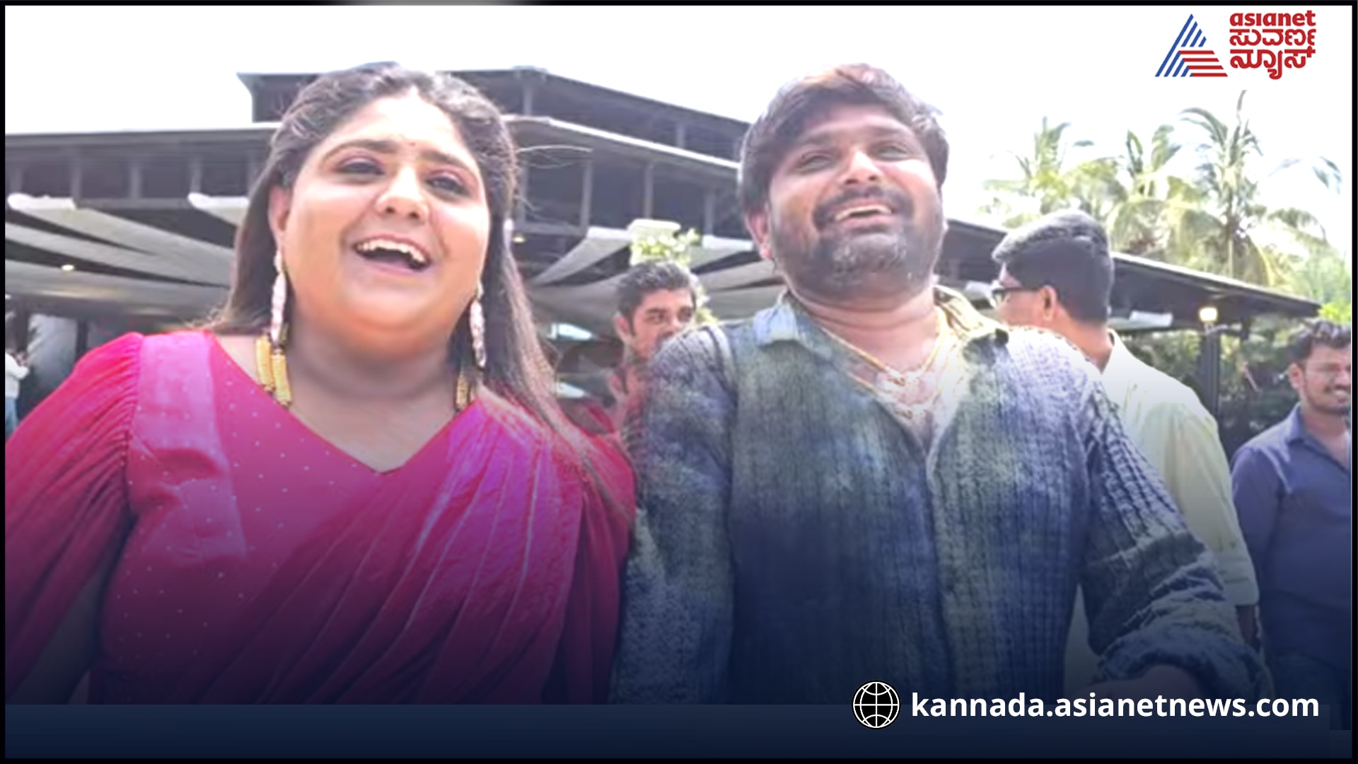 Tukali Santosh gifts his wife Manasa a huge Mangalsutra suc