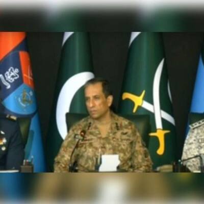 Pakistan's 'copycat' press conference ridiculed globally