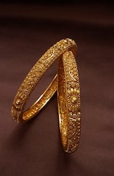 Only Rs 1000 below Gold Plated Bangles Designs sat