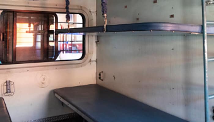 middle berth collapses on passenger in lower berth suffer head injury in chennai palakkad express 13 May 2025