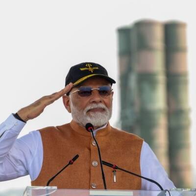 PM Modi stands tall before S-400 missile system, busts Pakistan's false destruction claims