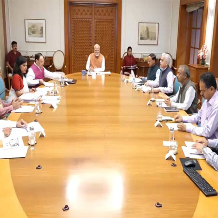 TB मुक्त भारत की ओर बढ़ा भारत: प्रधानमंत्री मोदी ने की राष्ट्रीय TB रोग उन्मूलन कार्यक्रम का रिव्यू