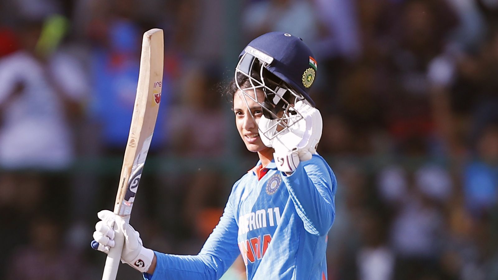 స్మృతి మంధాన కెరీర్‌లో 11వ సెంచరీ