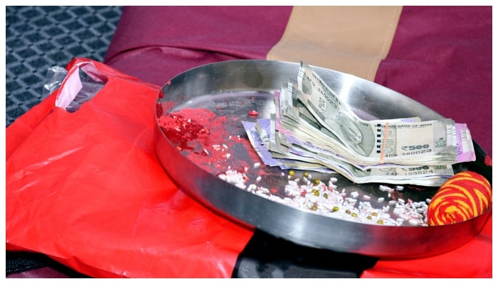Driver stole 1 51 crore from boss and dionated it to the temple in bangalore