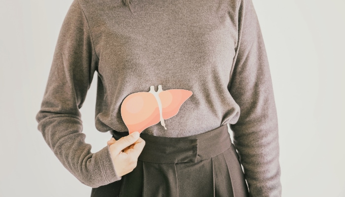 8 foods that are silently damaging the liver
