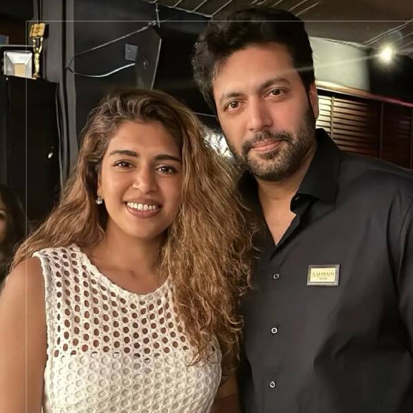 జయం రవితో విడిపోవడానికి ఆ మూడో వ్యక్తినే కారణం.. ఆర్తి రవి సంచలన పోస్ట్ వైరల్‌