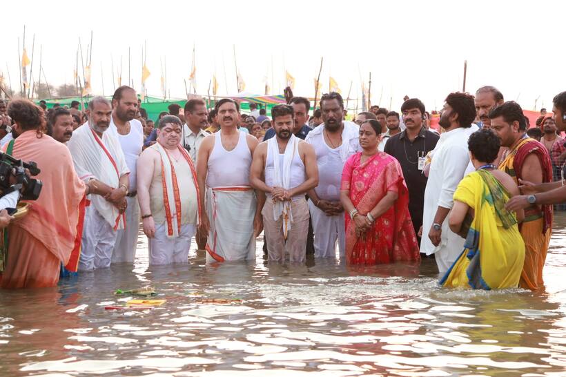 రెండో రోజు జోరుగా కొనసాగుతున్న సరస్వతి పుష్కరాలు!