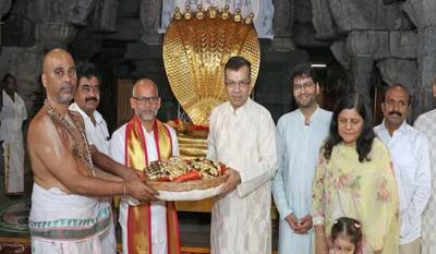 Tirumala : శ్రీవారికి ఐపిఎల్ టీం ఓనర్ అరుదైన కానుక .. ఎంత విలువైందో తెలుసా? 