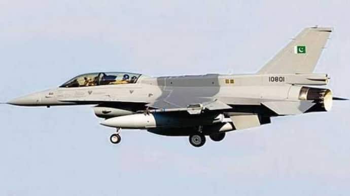 पाकिस्तानी वायुसेना ने अपने ही F-16 विमान को गिराया