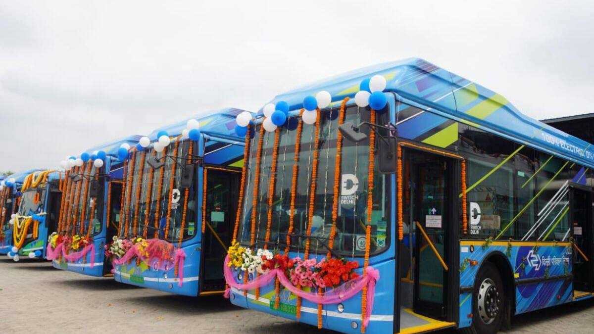 Electric buses in delhi