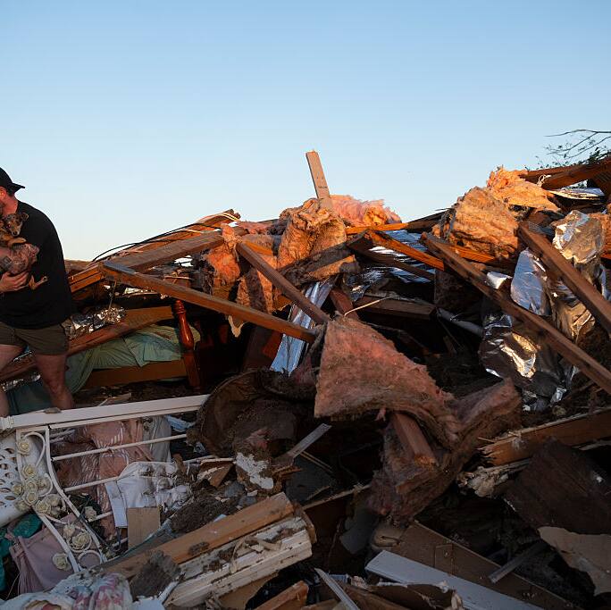 Deadly storms sweep across south-central US, killing over 25
