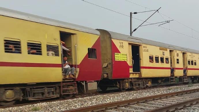 इस ट्रेन में मिलता है फ्री खाना