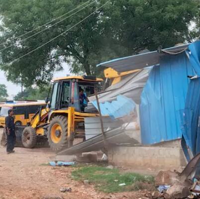 Hyderabad: హైడ్రా నిర్ణ‌యంపై సంతోషం వ్య‌క్తం చేసిన ప్ర‌జ‌లు.. నిర్మాణాలు కూల్చివేత‌తో