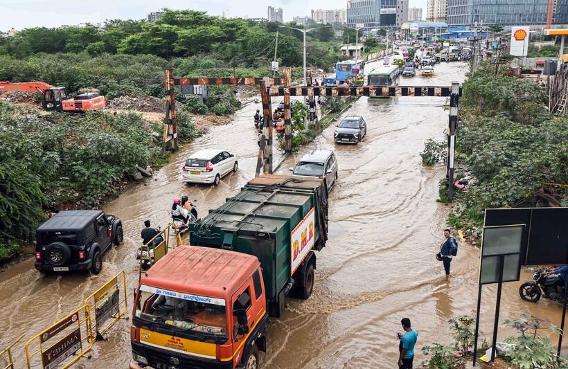 Severe waterlogging in Bengaluru after incessant rainfall