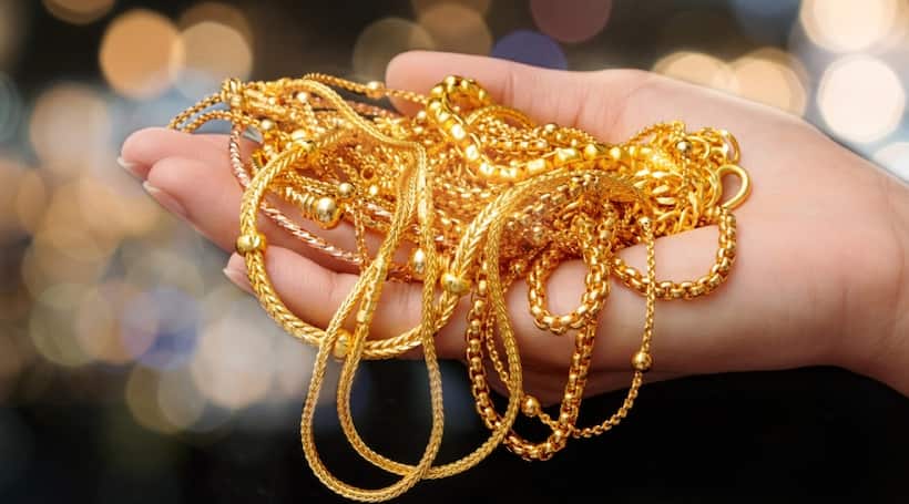 Gold Rate Today: സ്വർണവില ഇടിഞ്ഞു, പവന് ഇന്ന് എത്ര നൽകണം? ആശ്വാസത്തിൽ ഉപഭോക്താക്കൾ