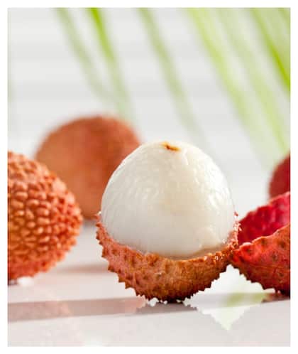  Litchi Fruit: లీచీ పండుతో.. ఇన్ని ప్రయోజనాలా? ఖచ్చితంగా తినాల్సిందే !