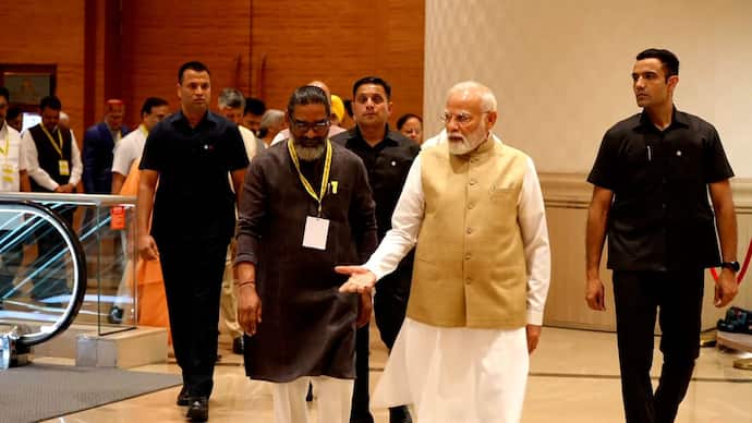 ప్రతి రాష్ట్రంలో అంతర్జాతీయ ప్రమాణాలతో ఒక పర్యాటక కేంద్రం