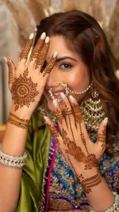 Mehndi Designs: పెళ్లికూతురు అందాన్ని పెంచే.. ట్రెండీ మెహందీ డిజైన్లు!