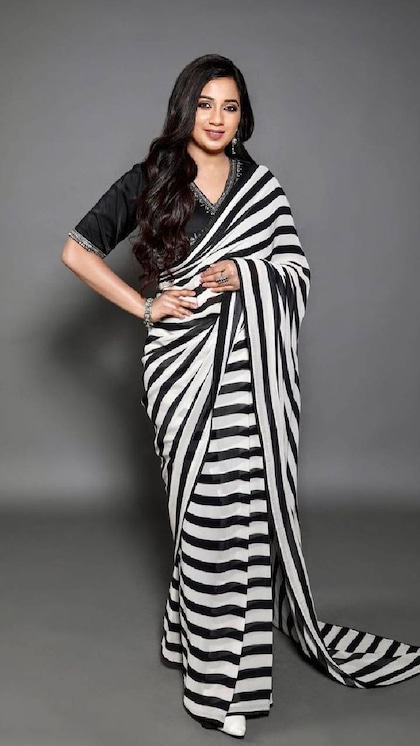బ్లాక్ అండ్ వైట్ చీర