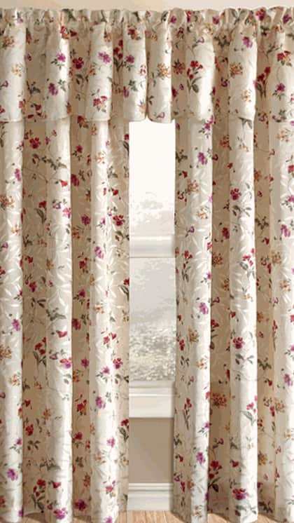 Brighten Your Home with Floral Curtains This Monsoon