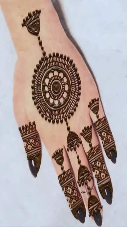 Back Side Mehndi Design