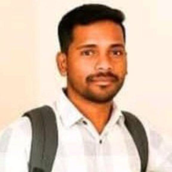 Inspiring story: పానీపూరీలు అమ్ముతూ ఇస్రోలో జాబ్ కొట్టాడు