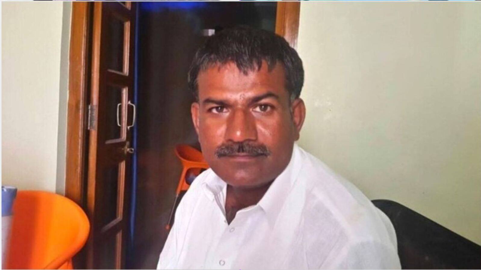  Sakur Khan suspended for  spying pakistan