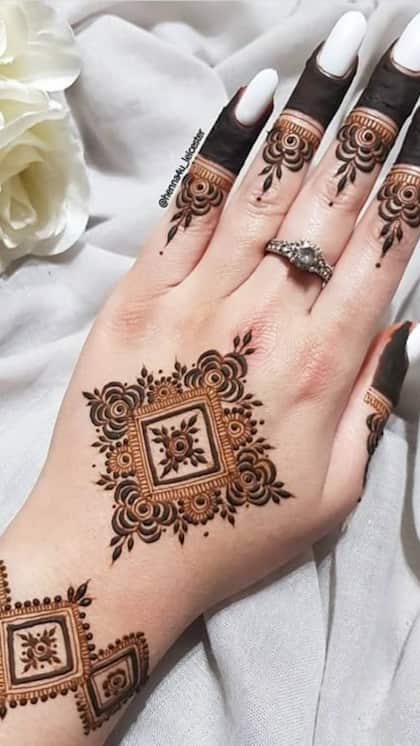 Pakistani Back Hand Mehndi Design