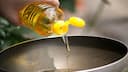 Oil prices: వంటింటి క‌ష్టాల‌కు చెక్‌.. భారీగా త‌గ్గ‌నున్న వంట నూనె ధ‌ర‌లు. ఎంతో తెలుసా.?