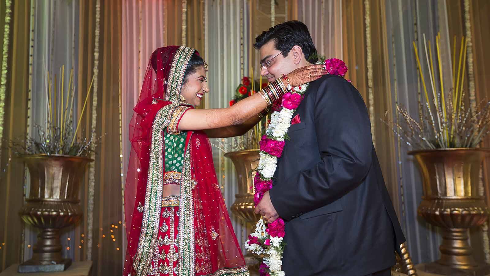 varmala in marrige