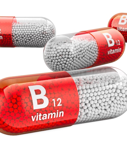  Vitamin B12 Deficiency : ఈ లక్షణాలు కనిపిస్తే.. మీలో ఆ లోపం ఉండవచ్చు!