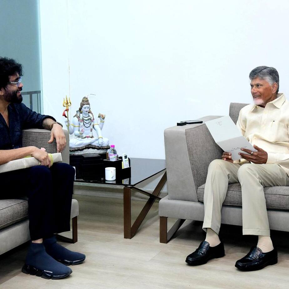 ఏపీ సీఎం చంద్రబాబును కలిసిన నాగార్జున, అఖిల్ పెళ్లికి ప్రత్యేకంగా ఆహ్వానం