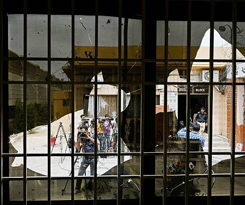 Pakistan: Over 200 prisoners flee Karachi jail during evacuation after earthquake