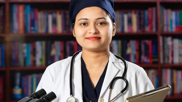 NEET UG 2025  Result: डॉक्टर बनने का सपना लिए हर साल लाखों स्टूडेंट्स देते हैं NEET UG