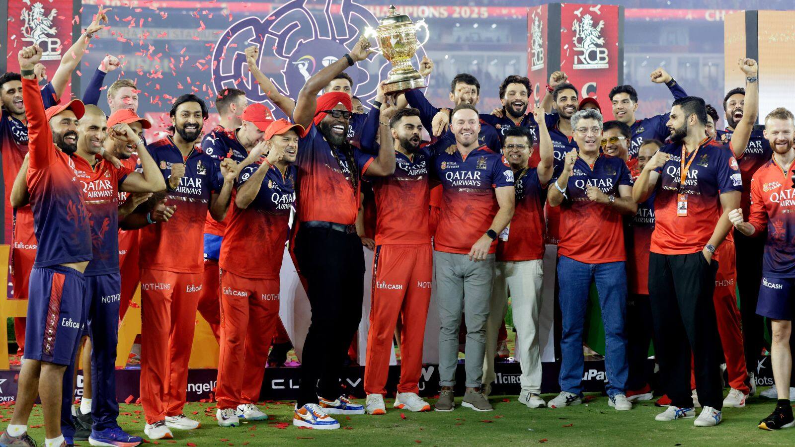 RCB With IPL TROPHY