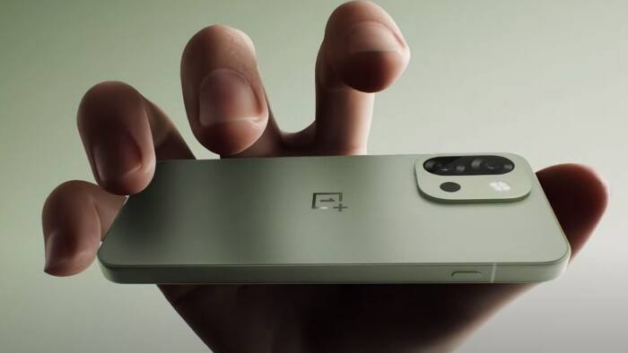OnePlus 13s