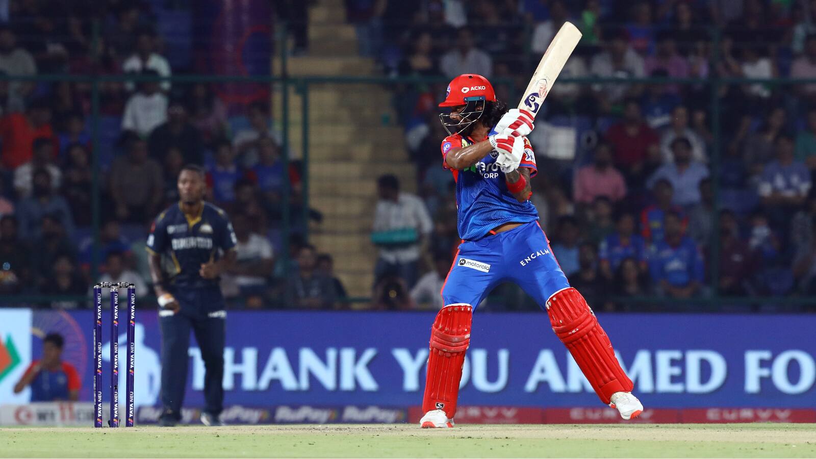 kl rahul plays shot