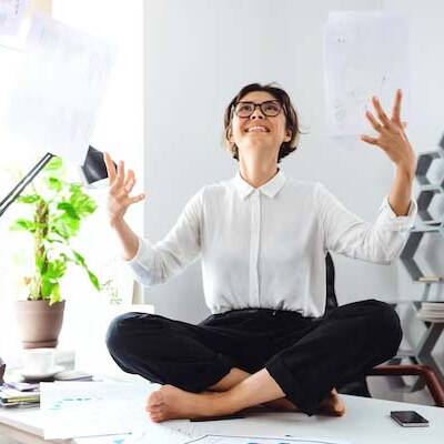 Career Guide: what is work life balance gaslighting? 5 ways to deal with it