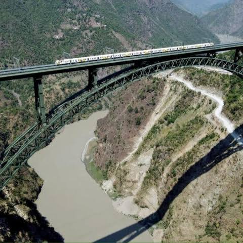 “Truly historic moment”: Congress' Karan Singh praises Modi for transforming J-K rail connectivity