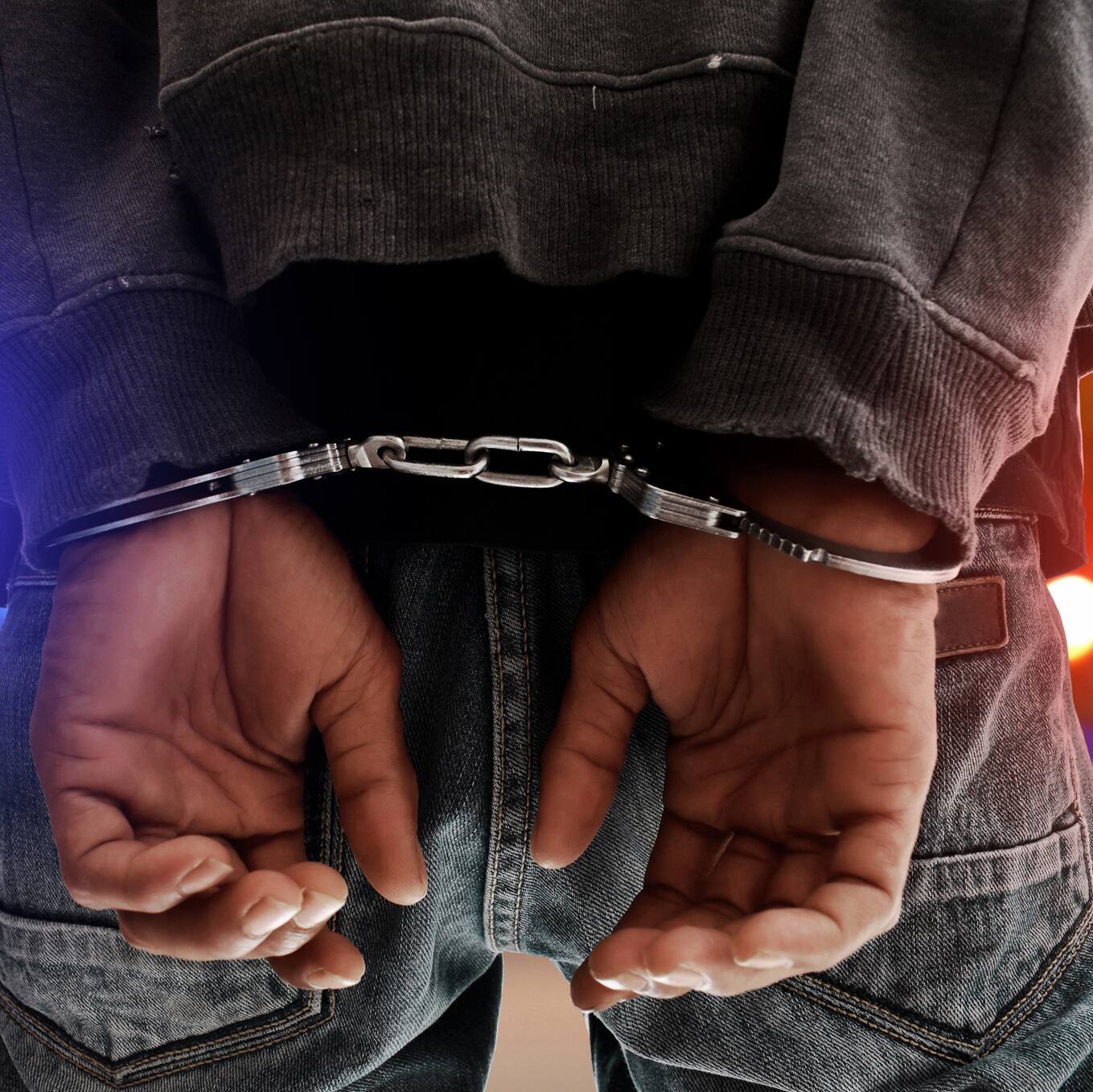 Bengaluru SHOCKER! Husband beheads wife over alleged affair, surrenders to police with severed head
