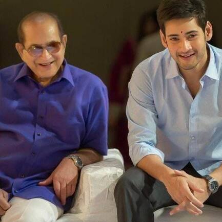 సూపర్ స్టార్ కృష్ణ డ్రీమ్ ప్రాజెక్ట్, కలగానే మిగిలిపోయింది..అది కనుక మహేష్ బాబు చేస్తే..