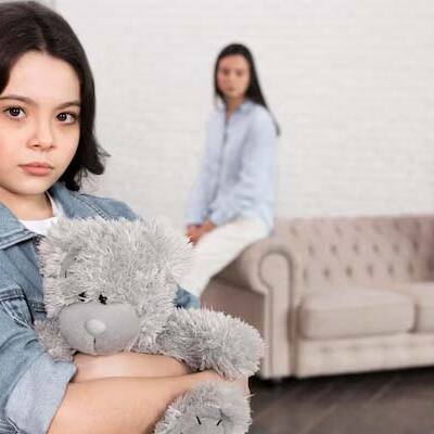 Parenting Guide: How does divorce impact on children? 5 ways to raise kids without trauma