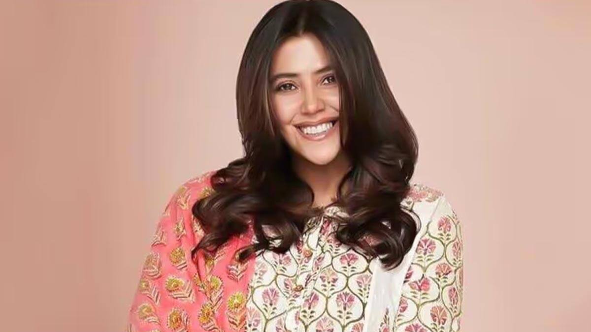 Ekta Kapoor Dance In Birthday Party