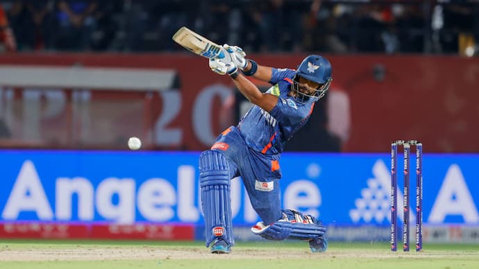 IPL में बल्लेबाजों की मौज