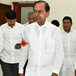KCR : కేసీఆర్ కు అనారోగ్యం... జస్టిస్ పిసి ఘోష్ కీలక నిర్ణయం