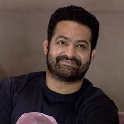 చెప్పుకుంటే అసహ్యం, ఎన్టీఆర్ మూవీలో ఆ సన్నివేశాలు.. తప్పు చేశానని దేవుణ్ణి వేడుకున్న స్టార్ డైరెక్టర్